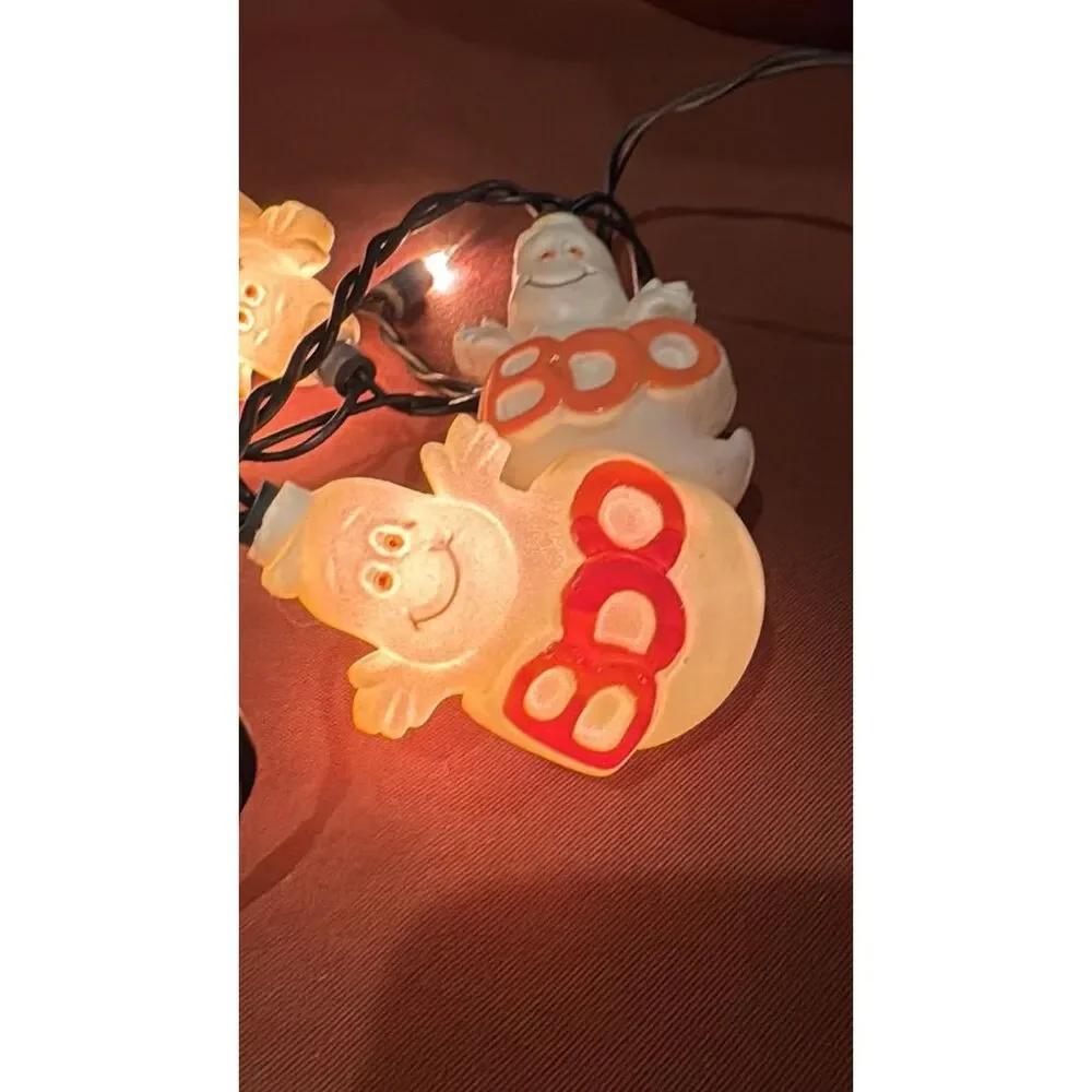 Halloween 9 Boo Ghost Blinking Indoor String Lights Blow Mold Set Vintage
